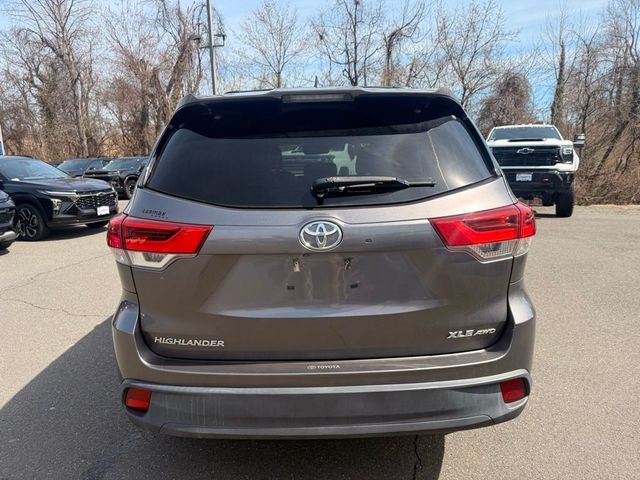 2018 Toyota Highlander XLE V6 AWD - 23001660 - 7