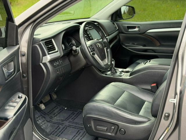 2018 Toyota Highlander XLE V6 AWD - 23002544 - 12