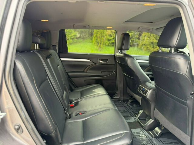 2018 Toyota Highlander XLE V6 AWD - 23002544 - 23