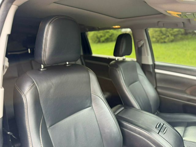 2018 Toyota Highlander XLE V6 AWD - 23002544 - 25