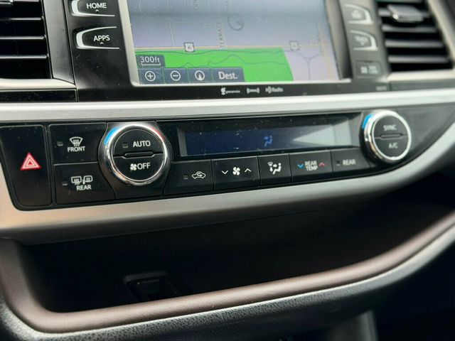 2018 Toyota Highlander XLE V6 AWD - 23002544 - 34