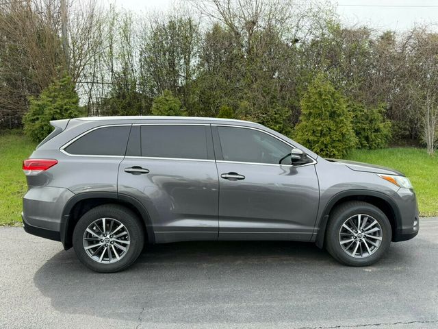 2018 Toyota Highlander XLE V6 AWD - 23002544 - 8
