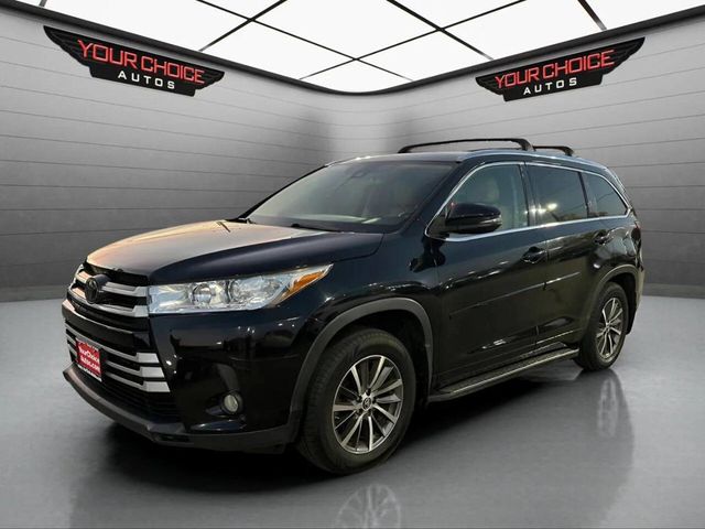 2018 Toyota Highlander XLE V6 AWD - 22937884 - 0