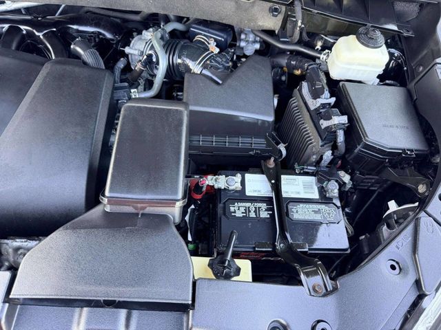 2018 Toyota Highlander XLE V6 AWD - 23036125 - 16