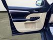 2018 Toyota Highlander XLE V6 AWD - 23036125 - 17