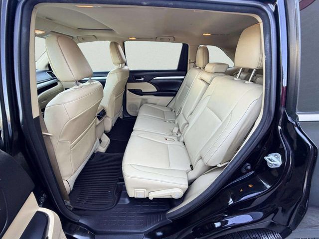 2018 Toyota Highlander XLE V6 AWD - 23036125 - 25
