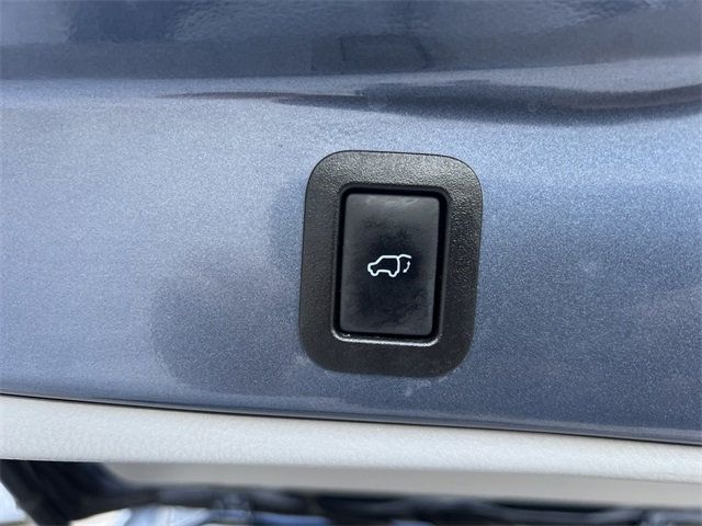 2018 Toyota Highlander XLE V6 AWD - 22924288 - 17