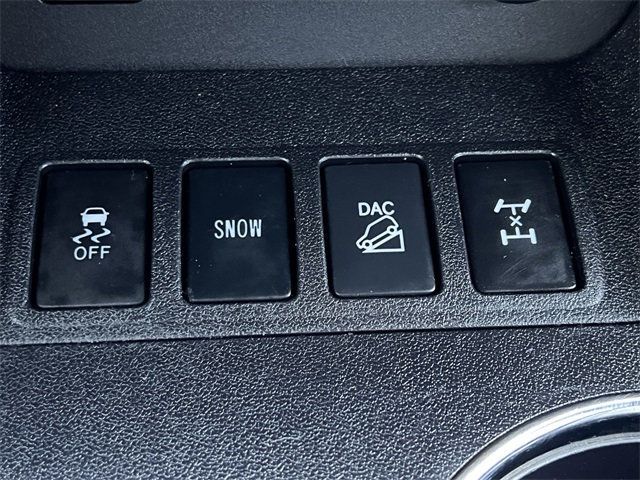 2018 Toyota Highlander XLE V6 AWD - 22924288 - 29