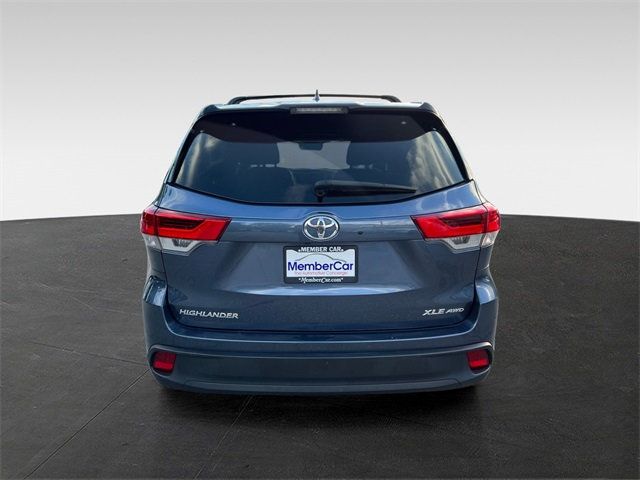 2018 Toyota Highlander XLE photo 4