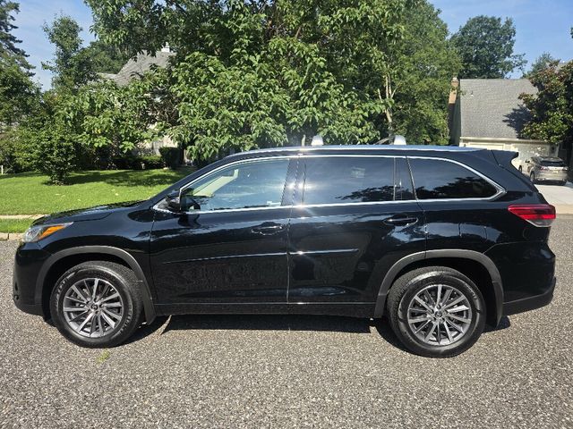 2018 Toyota Highlander XLE V6 AWD - 23047095 - 1