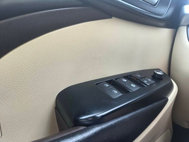 2018 Toyota Highlander XLE V6 AWD - 23047095 - 27