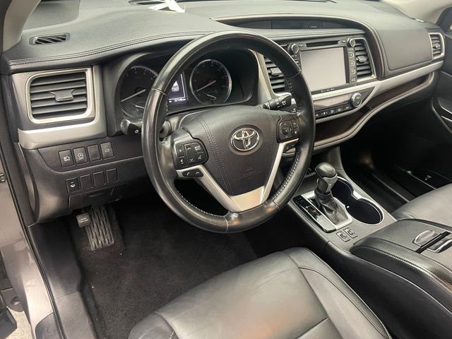 2018 Toyota Highlander XLE V6 AWD - 22997040 - 10