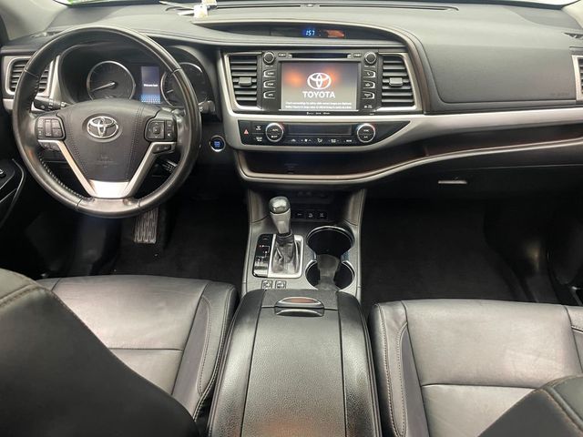 2018 Toyota Highlander XLE V6 AWD - 22997040 - 18