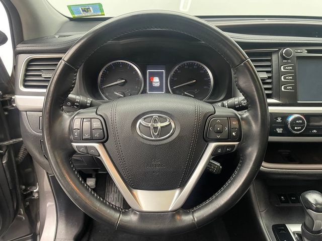 2018 Toyota Highlander XLE V6 AWD - 22997040 - 20
