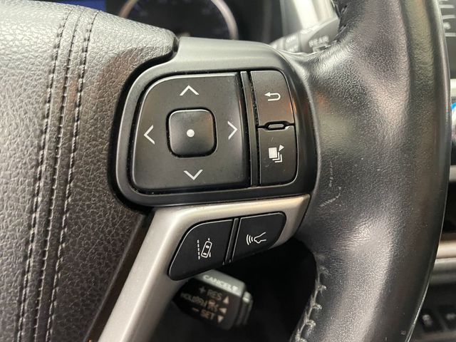 2018 Toyota Highlander XLE V6 AWD - 22997040 - 22