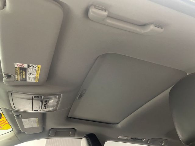 2018 Toyota Highlander XLE V6 AWD - 22997040 - 31