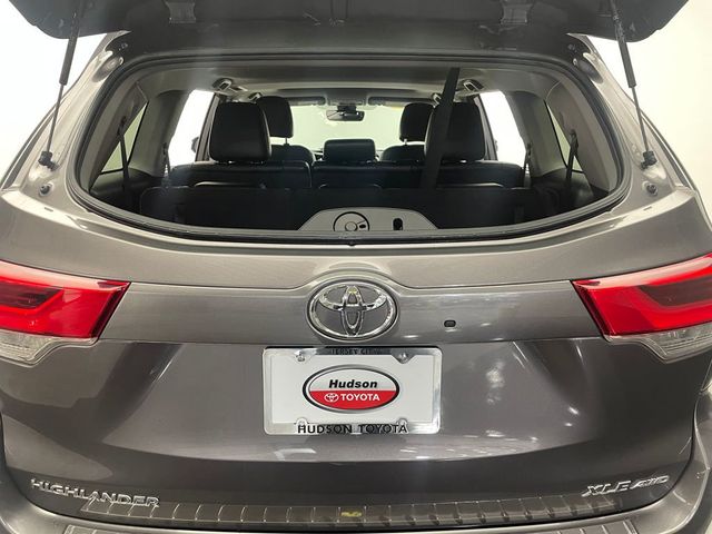 2018 Toyota Highlander XLE V6 AWD - 22997040 - 41