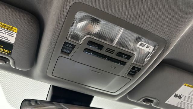 2018 Toyota Highlander XLE V6 AWD - 23037065 - 22