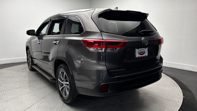 2018 Toyota Highlander XLE V6 AWD - 23037065 - 30