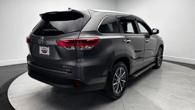 2018 Toyota Highlander XLE V6 AWD - 23037065 - 35