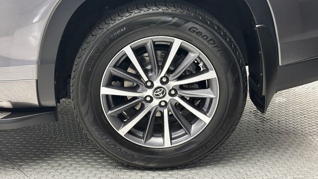 2018 Toyota Highlander XLE V6 AWD - 23037065 - 3
