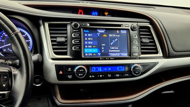 2018 Toyota Highlander XLE V6 AWD - 23031001 - 17