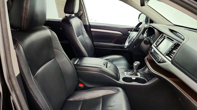 2018 Toyota Highlander XLE V6 AWD - 23031001 - 24