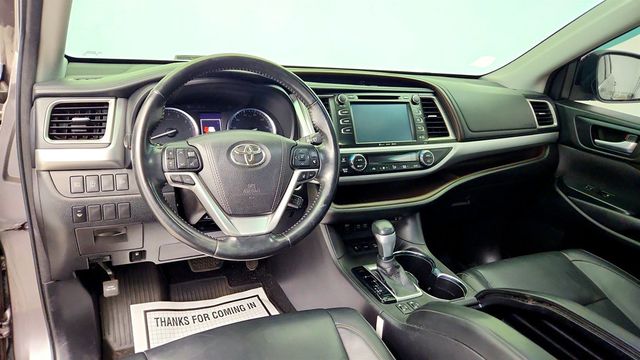 2018 Toyota Highlander XLE V6 AWD - 23041446 - 11