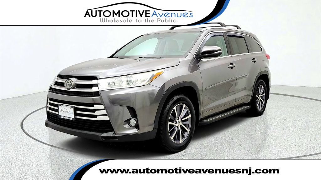 2018 Toyota Highlander XLE V6 AWD - 23079243 | Video 1