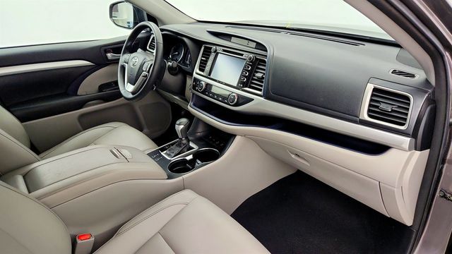 2018 Toyota Highlander XLE V6 AWD - 23079243 - 24