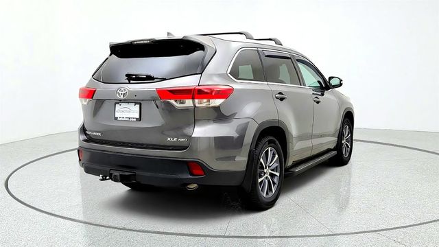 2018 Toyota Highlander XLE V6 AWD - 23079243 - 4