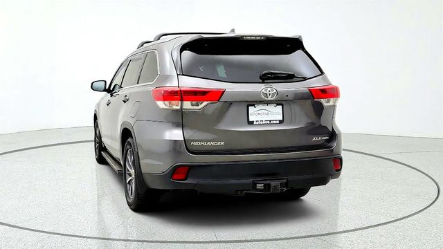 2018 Toyota Highlander XLE V6 AWD - 23079243 - 5