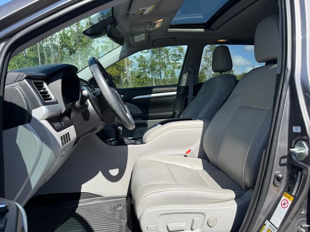 2018 Toyota Highlander XLE V6 FWD - 23007773 - 9