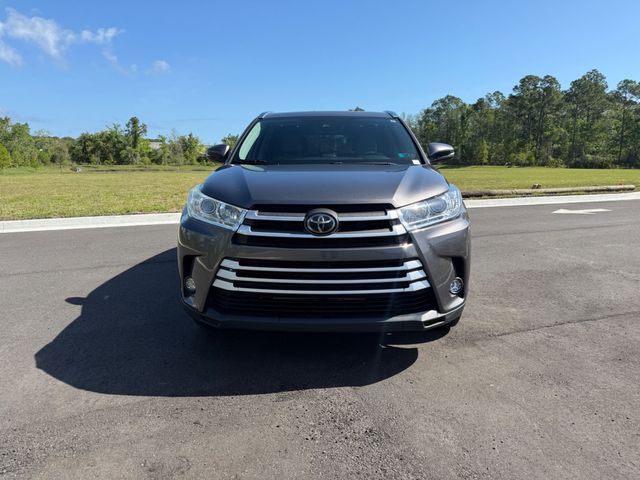 2018 Toyota Highlander XLE V6 FWD - 23007773 - 16