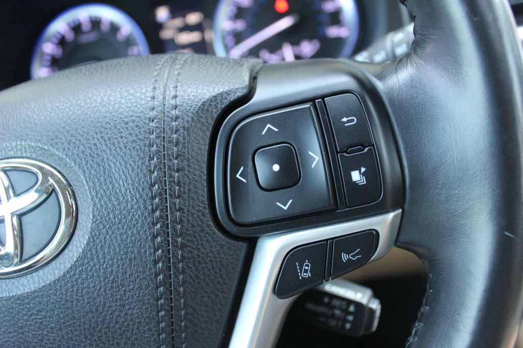 2018 Toyota Highlander XLE photo 14
