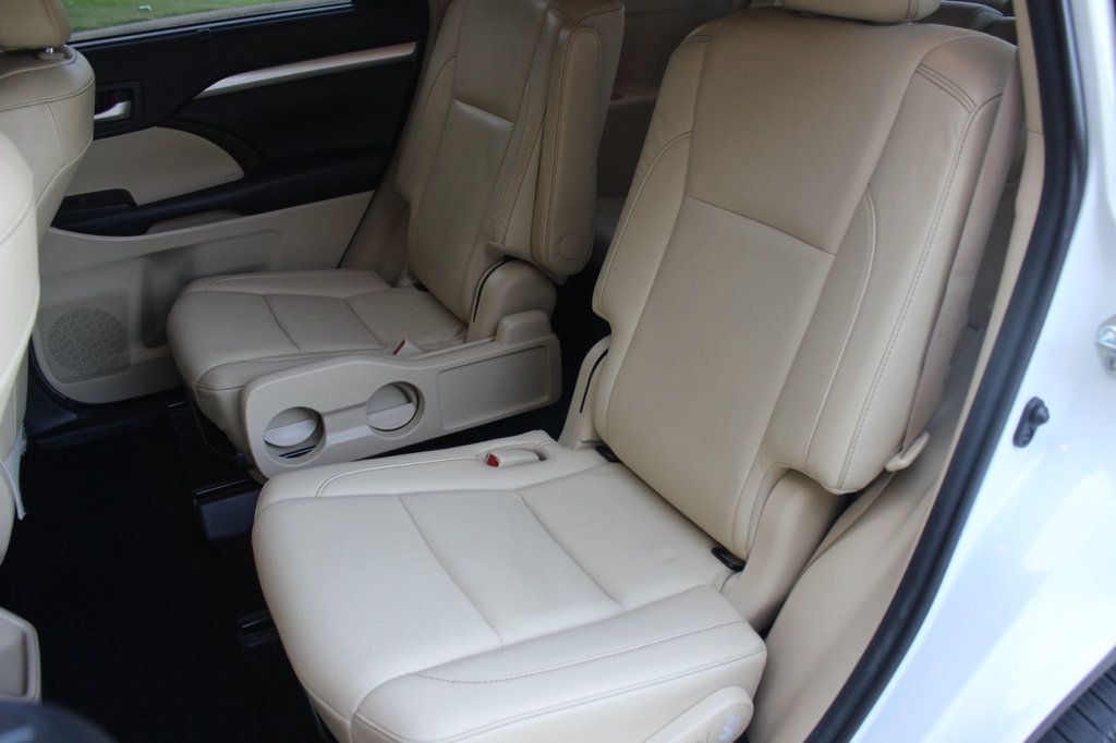 2018 Toyota Highlander XLE photo 25
