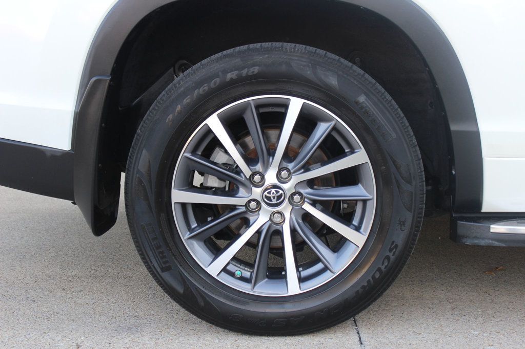 2018 Toyota Highlander XLE photo 32
