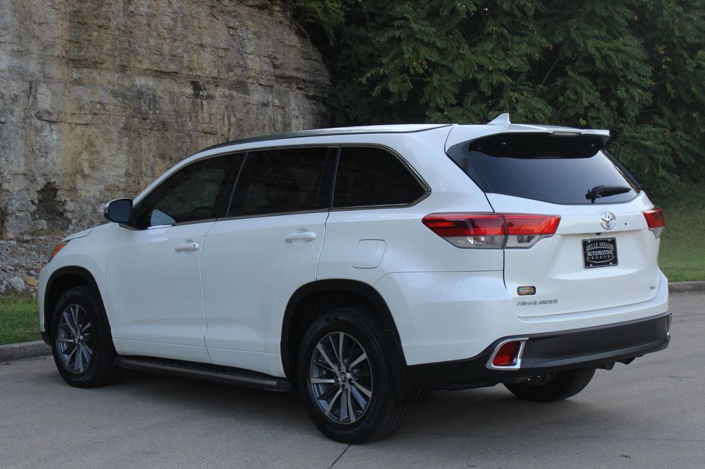 2018 Toyota Highlander XLE photo 4