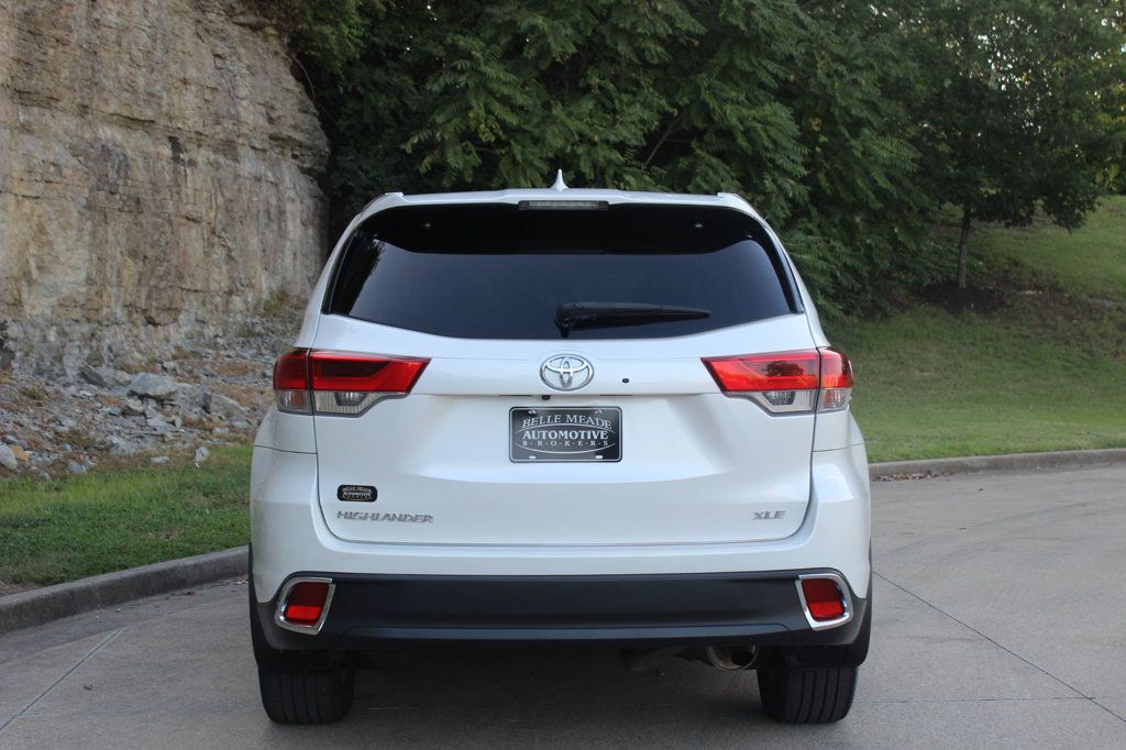 2018 Toyota Highlander XLE photo 5