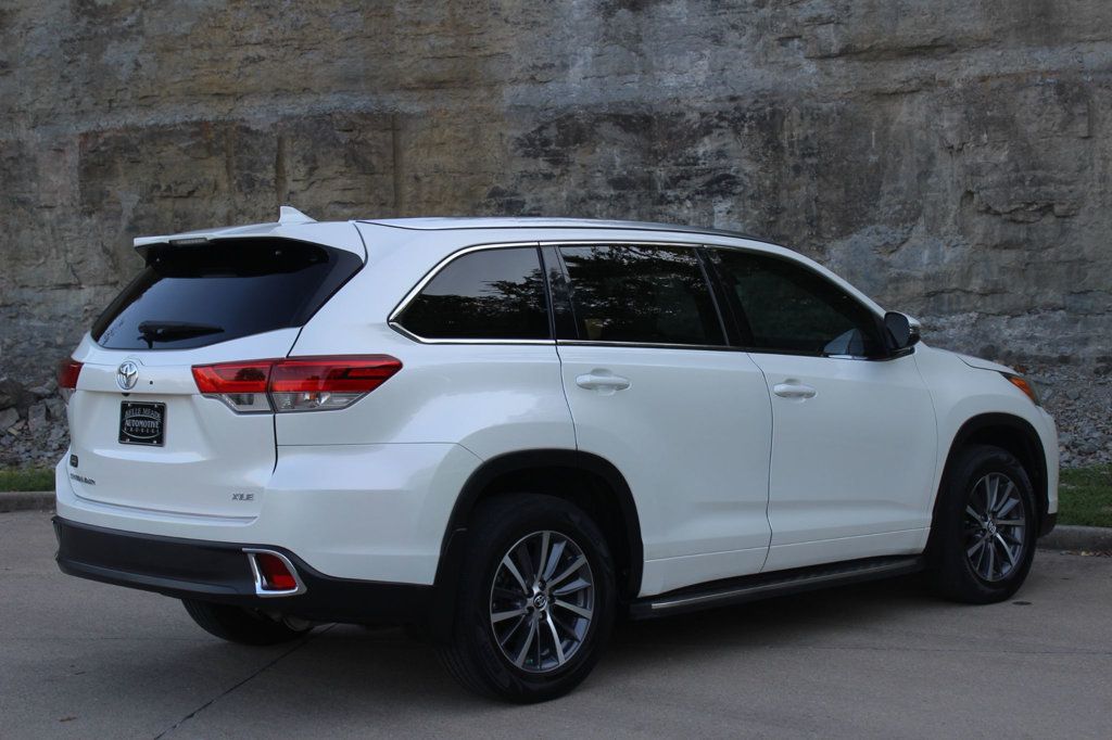 2018 Toyota Highlander XLE photo 6