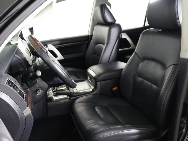 2018 Toyota Land Cruiser 4WD - 22956837 - 33