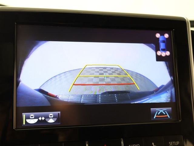 2018 Toyota Land Cruiser 4WD - 22956837 - 56