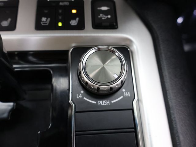 2018 Toyota Land Cruiser 4WD - 22956837 - 59