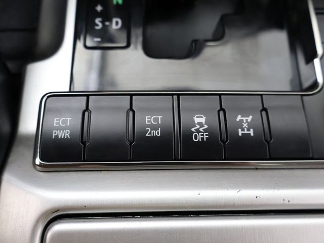 2018 Toyota Land Cruiser 4WD - 22956837 - 61