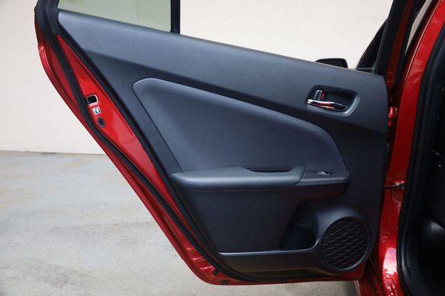 2018 Toyota Prius Four - 23067535 - 17