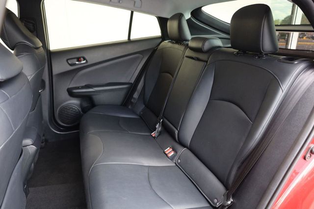 2018 Toyota Prius Four - 23067535 - 18