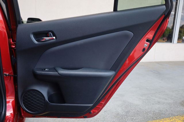 2018 Toyota Prius Four - 23067535 - 20