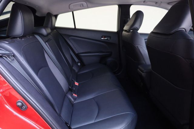 2018 Toyota Prius Four - 23067535 - 22