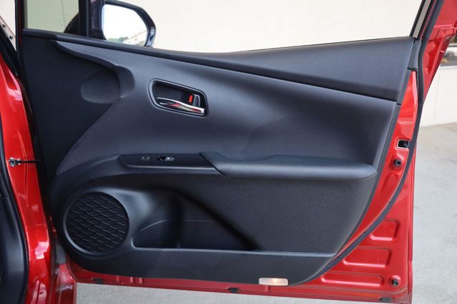 2018 Toyota Prius Four - 23067535 - 23