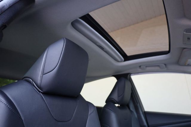 2018 Toyota Prius Four - 23067535 - 26